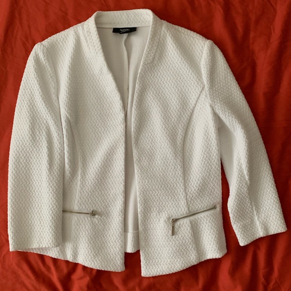 💄Host pick💄White textured suit jacket- Alfani - Picture 2 of 8